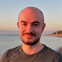 Deepstash Employee Ovidiu Podariu's profile photo