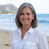 Traci Davis Email & Phone Number