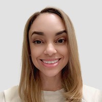 Search Engine Journal Employee Jennifer McDonald's profile photo