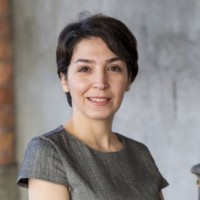 Nazila Esmaeili Email