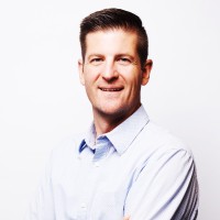 E-mail e número de telefone de Justin Dedrickson