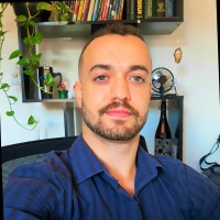 Henrique Oliveira Email