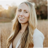 7 Grains Planning & Investments Employee Leanne Washburn's profile photo