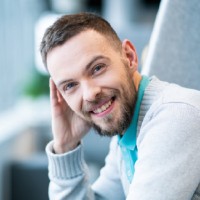 E-mail e número de telefone de Sergey Pronin