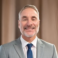 Stratos Wealth Employee Dale Puruczky's profile photo