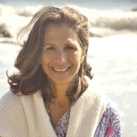 SeaHaus Realty Employee Rita Simpson's profile photo