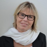 Berit Ravn Email
