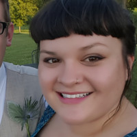 Avalon Exchange Employee Chloe Laramie's profile photo