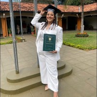 Araceli Núñez Email
