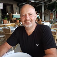 Simon Jesse Email & Phone Number