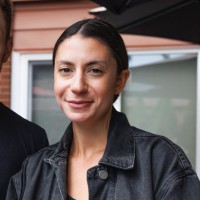 Anna Leo Email