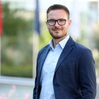 Guido Schumacher Email