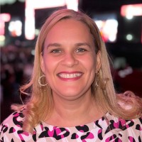 Alice Vieira Email & Phone Number