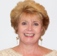 Arts Horizons Employee Donna Esteves's profile photo