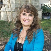 Jennifer Arthur Email & Phone Number
