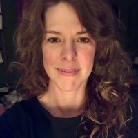 Julia Bartelt Email