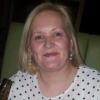 Fiona Arnott-Barron Email