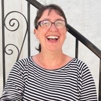 Emma Bates Email & Phone Number