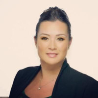 KKR Employee Susan Hutchison's profile photo