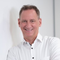 Oliver Frömmer Email