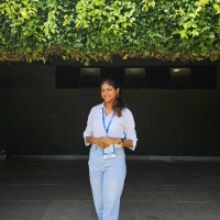 Reshmi Raveendran Email