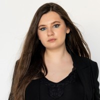 Daria Dorenska Email