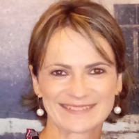 Angélica Fischer Bizarro Email