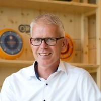 Tjalling Osinga Email