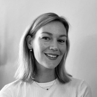 Nikki Hoogenboom Email