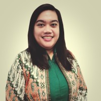 Utami Putri Email
