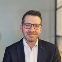 Stefan Hofmaninger Email