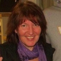 Lynne Burrows Email