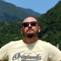 Alexander Max Email