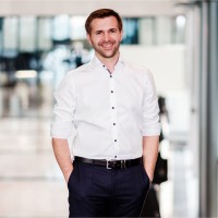Invest Unternehmensbeteiligungs AG Employee Christoph Hikes's profile photo