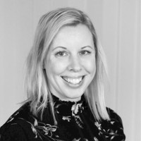 Carola Engström Email