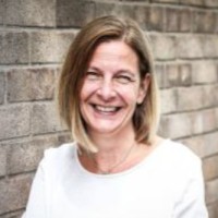 Limbs & Things Employee Suzanne Nelson's profile photo