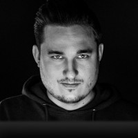 Jirka Kadlčík Email
