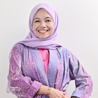 Nadia Ismail Email