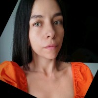 Indira Sánchez Email