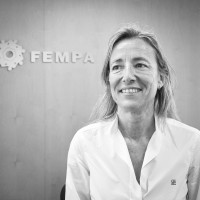 Lucía Moltó Email