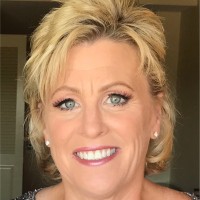 Wells Fargo Private Bank Employee Mary Grindland's profile photo