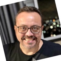 Salux Informatização em Saúde Employee Eduardo Mena Barreto's profile photo