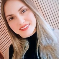 Workclass Employee Marina Ferreira's profile photo