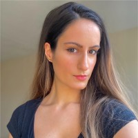 Maebe Employee Sara H.'s profile photo