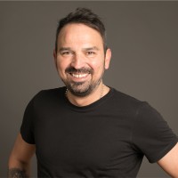 Pedro Adamović Email