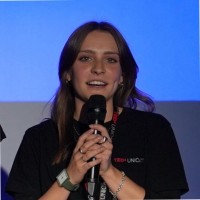 Giulia Nava Email