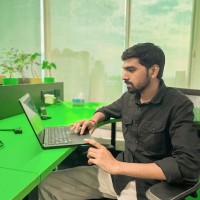 VegEase Employee Sumit Singh's profile photo