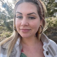 Cannavative Employee Zara Ehasz's profile photo