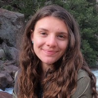 OutdoorGearLab Employee Rebecca Glades's profile photo