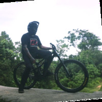 RE EVOLUTION Employee Raffi's profile photo